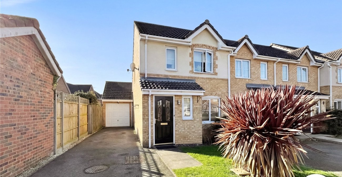 3 bedroom house for sale in Sittingbourne | Robinson Michael & Jackson