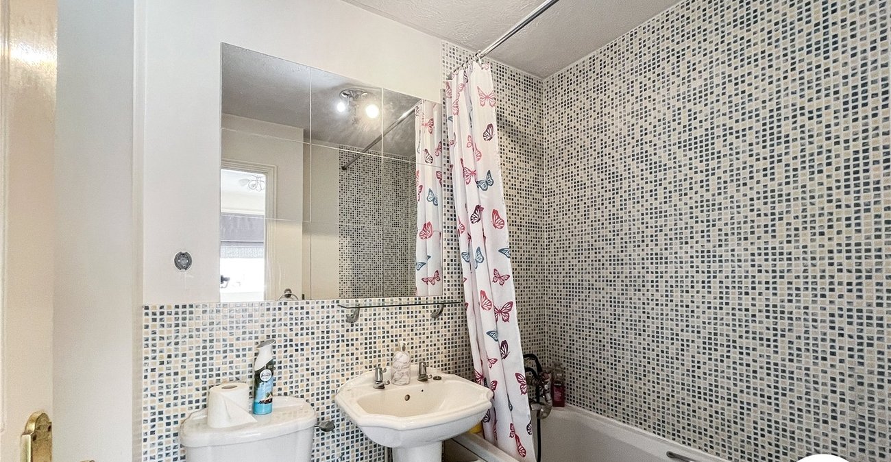 3 bedroom house for sale in Sittingbourne | Robinson Michael & Jackson