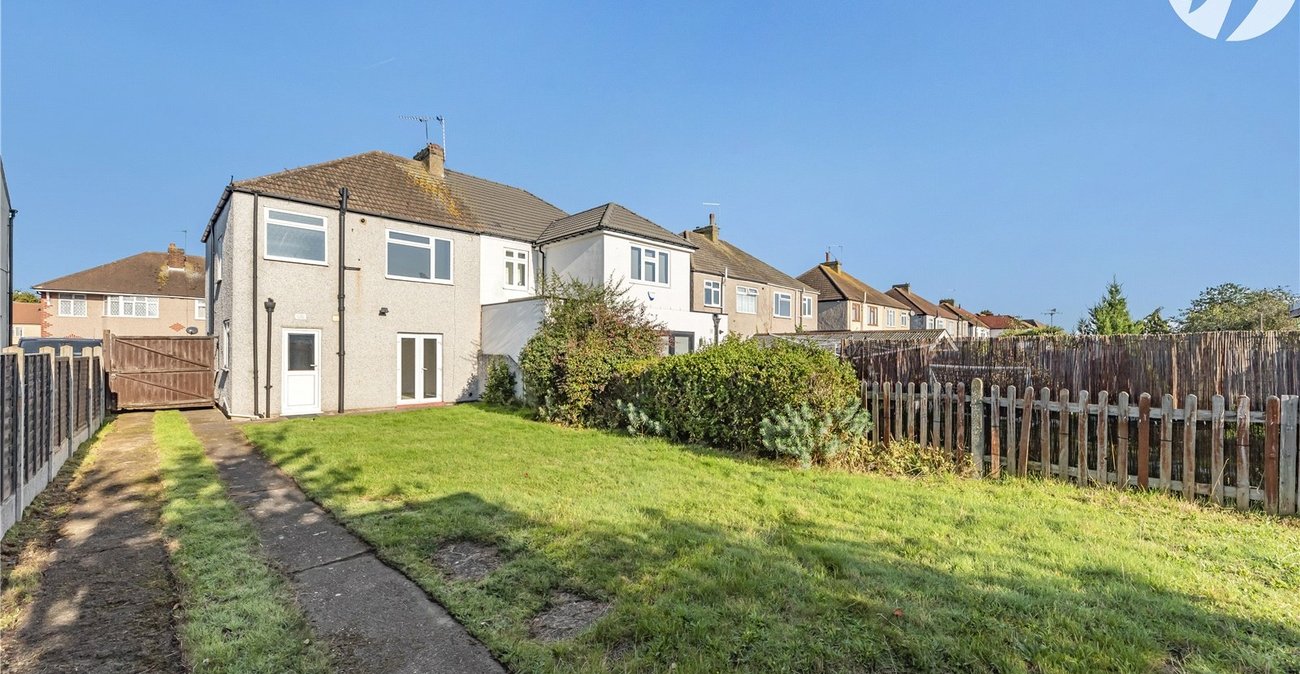 3 bedroom house for sale in West Dartford | Robinson Jackson