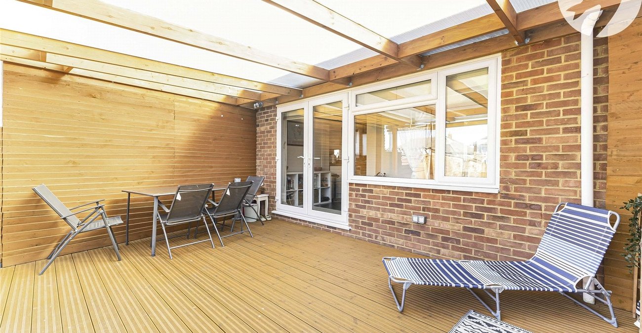 3 bedroom house to rent in Wainscott | Robinson Michael & Jackson