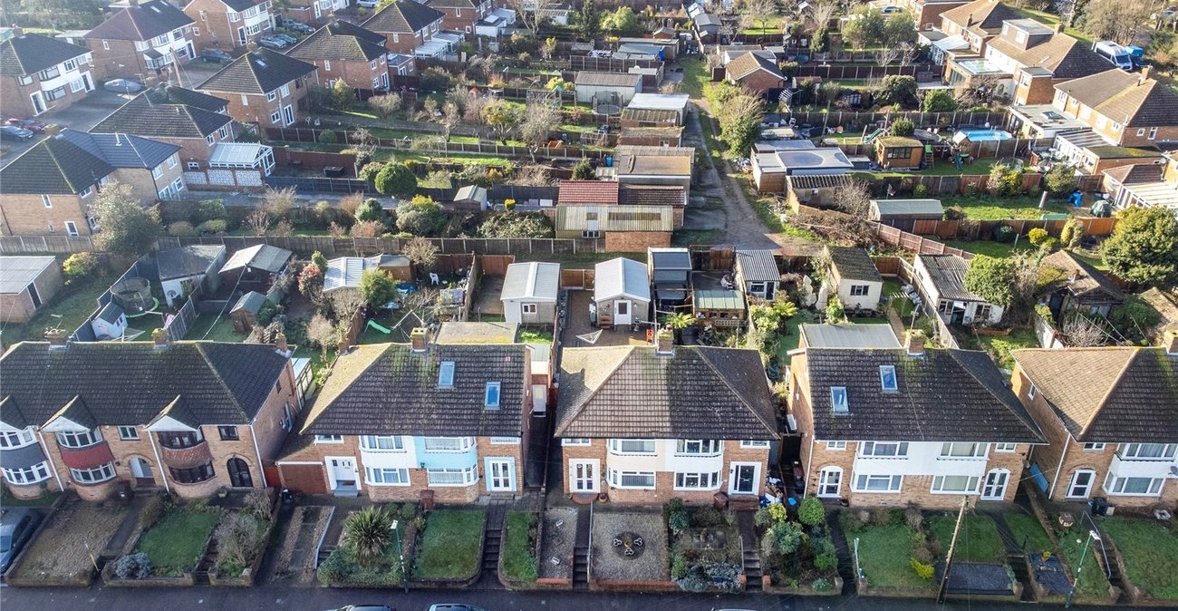 3 bedroom house for sale in Wainscott | Robinson Michael & Jackson