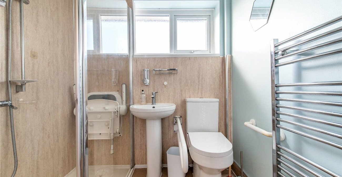 3 bedroom house for sale in Wainscott | Robinson Michael & Jackson