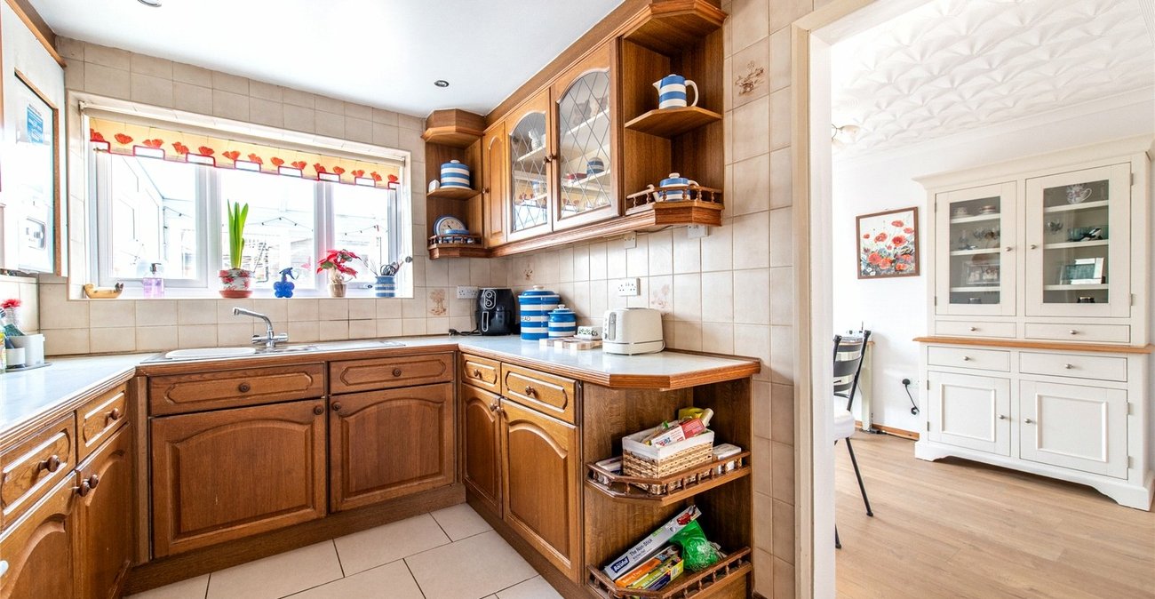 3 bedroom house for sale in Wainscott | Robinson Michael & Jackson