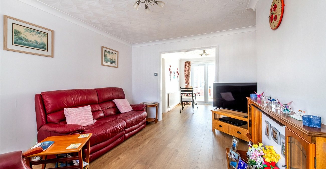 3 bedroom house for sale in Wainscott | Robinson Michael & Jackson