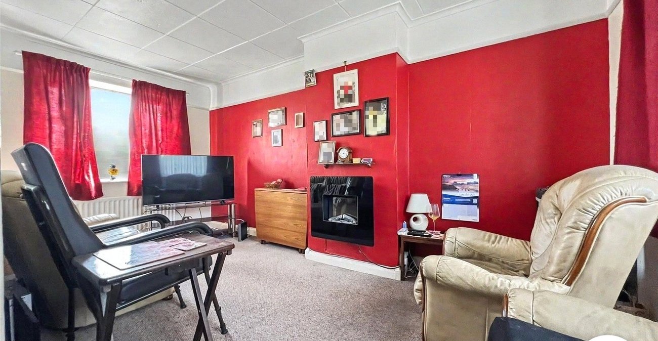 3 bedroom house for sale in Rochester | Robinson Michael & Jackson