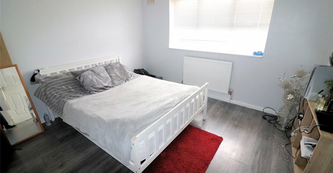 3 bedroom house for sale in Slade Green | Robinson Jackson