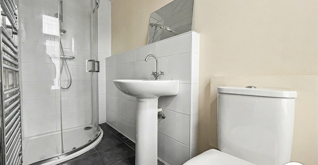 5 bedroom house for sale in Rochester | Robinson Michael & Jackson