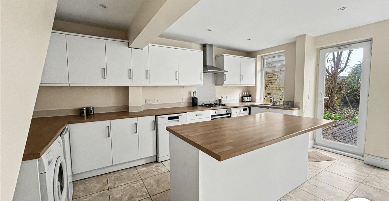 5 bedroom house for sale in Rochester | Robinson Michael & Jackson