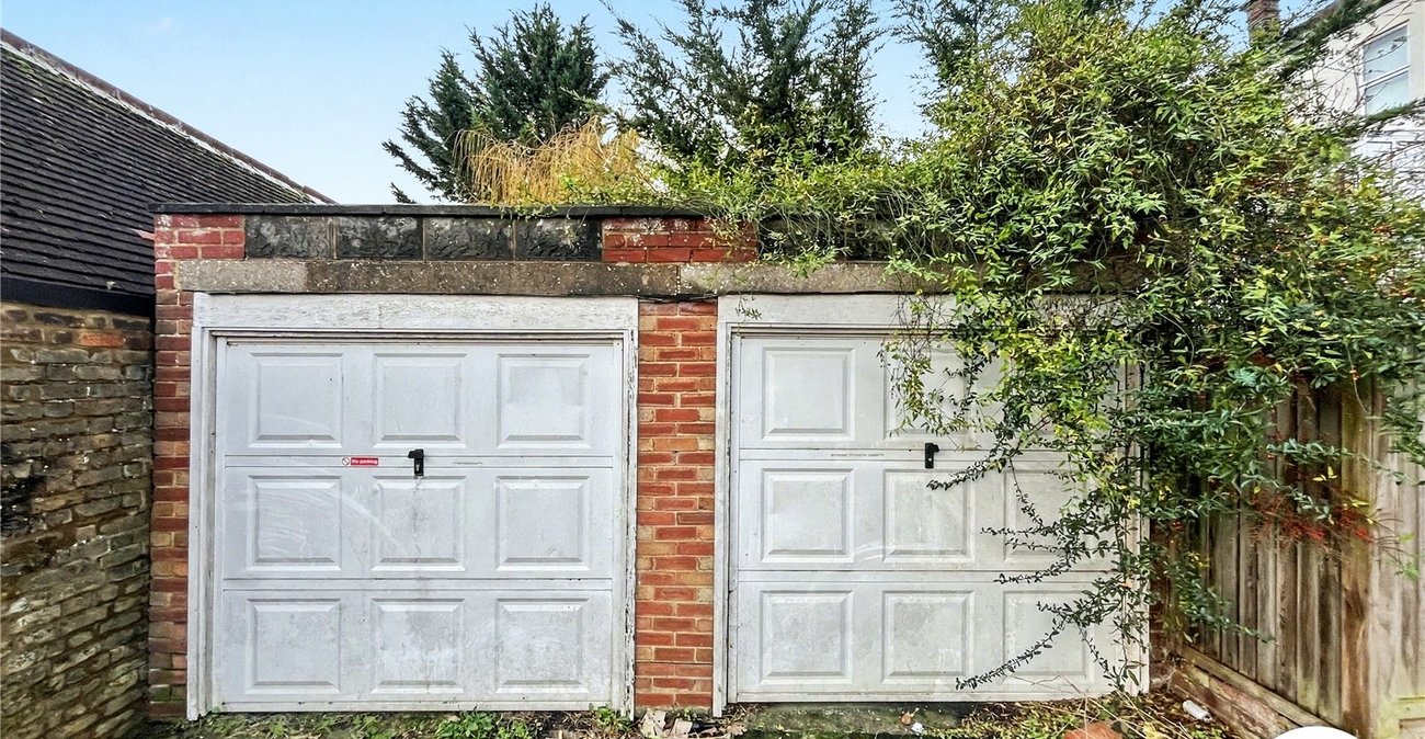 5 bedroom house for sale in Rochester | Robinson Michael & Jackson