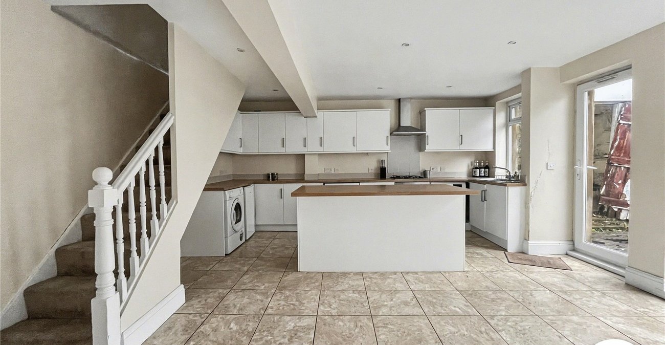 5 bedroom house for sale in Rochester | Robinson Michael & Jackson