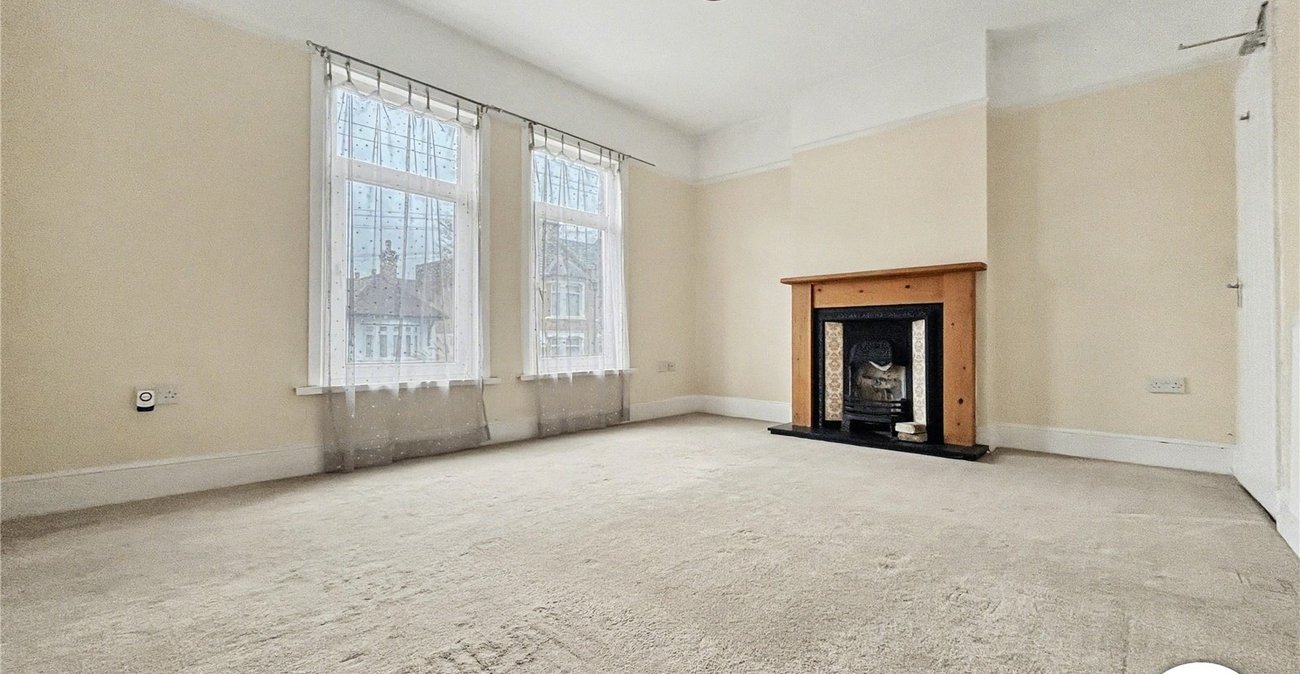 5 bedroom house for sale in Rochester | Robinson Michael & Jackson