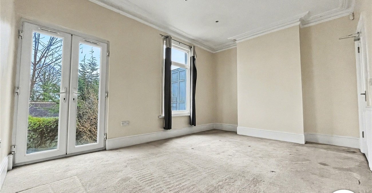 5 bedroom house for sale in Rochester | Robinson Michael & Jackson