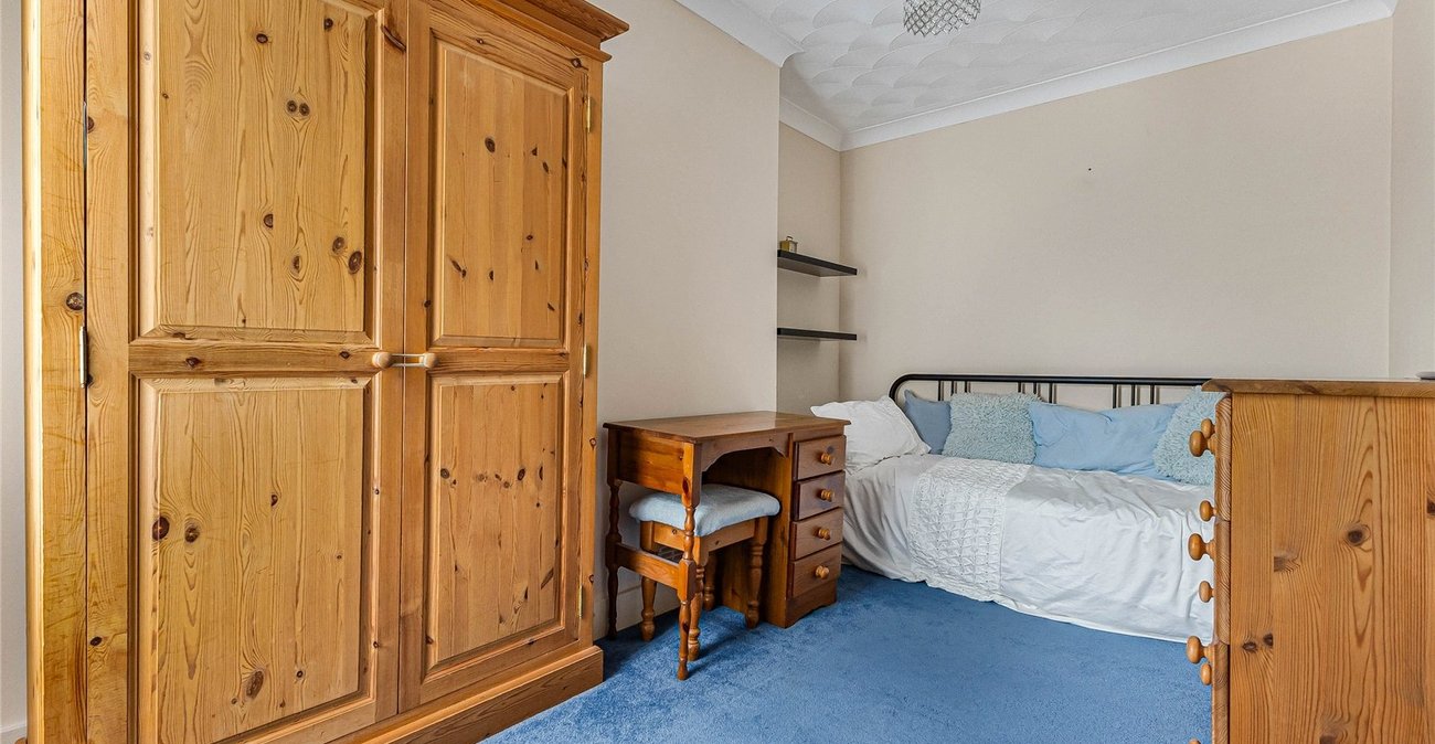 3 bedroom house for sale in Rochester | Robinson Michael & Jackson
