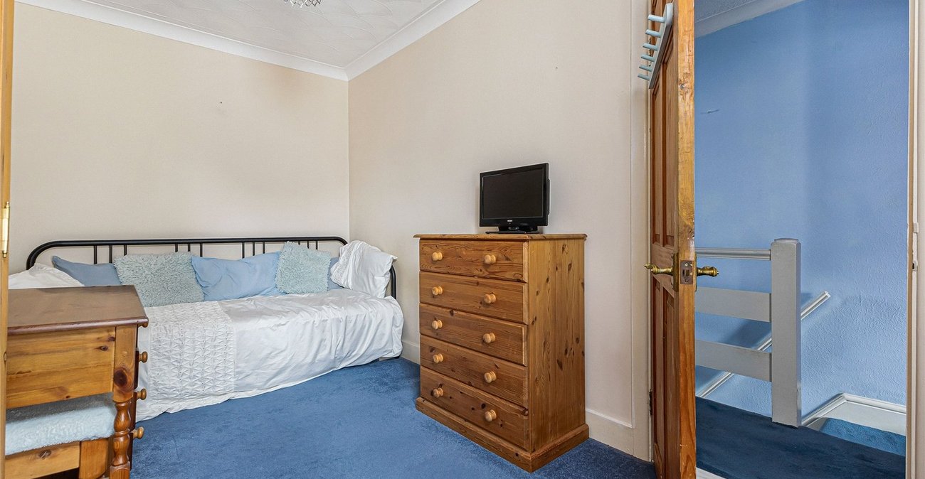 3 bedroom house for sale in Rochester | Robinson Michael & Jackson