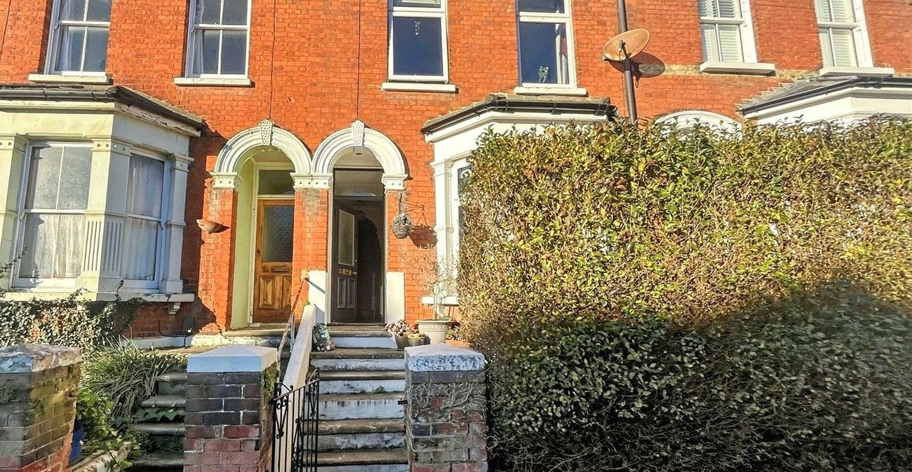 3 bedroom house for sale in Strood | Robinson Michael & Jackson