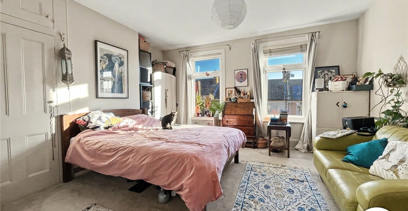 3 bedroom house for sale in Strood | Robinson Michael & Jackson