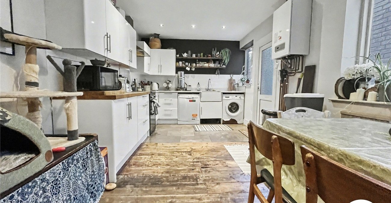 3 bedroom house for sale in Strood | Robinson Michael & Jackson