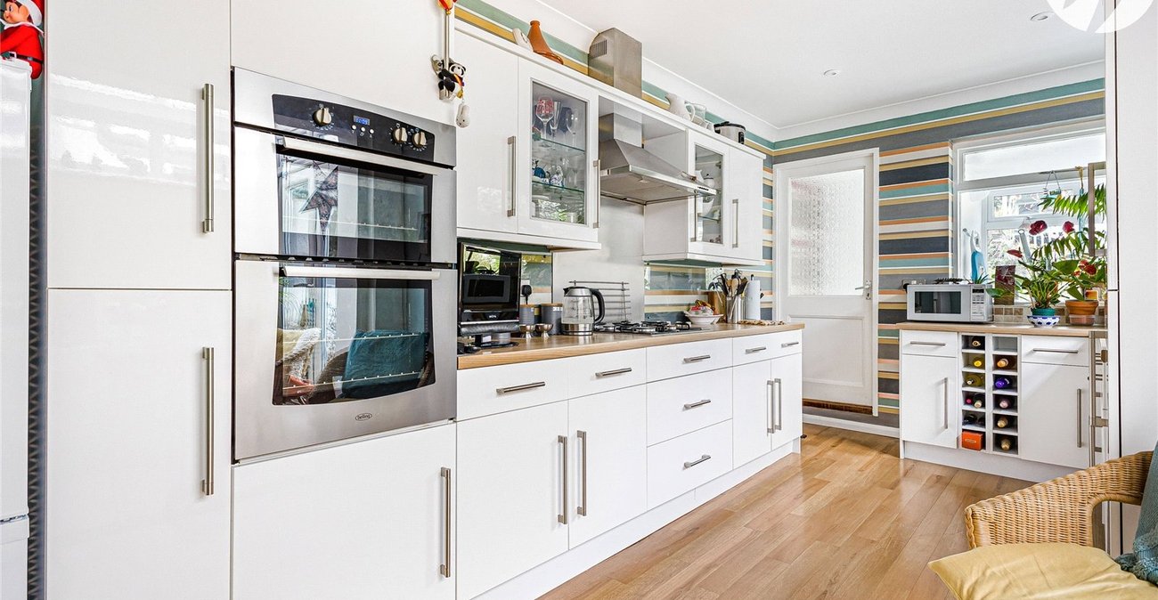 3 bedroom house for sale in Strood | Robinson Michael & Jackson