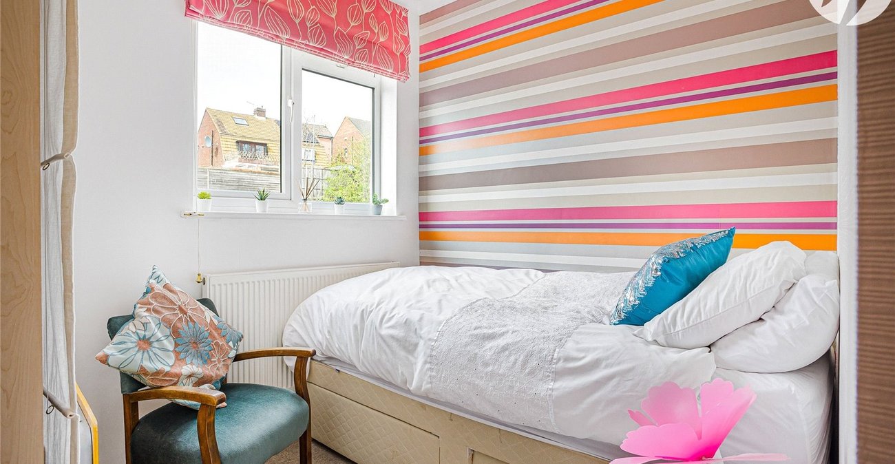 3 bedroom house for sale in Strood | Robinson Michael & Jackson