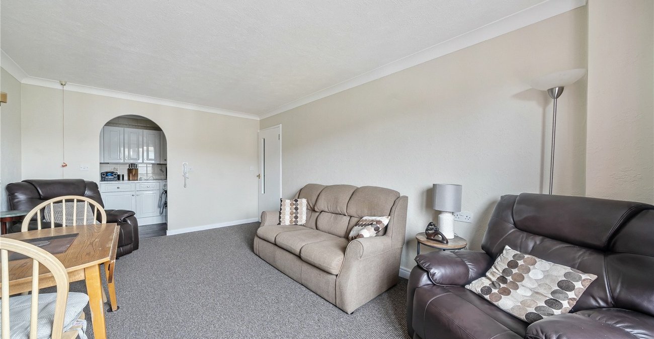 1 bedroom property for sale in Sydenham | Robinson Jackson