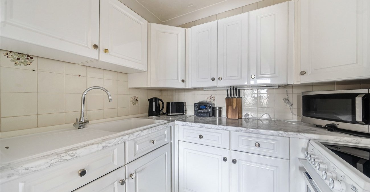 1 bedroom property for sale in Sydenham | Robinson Jackson