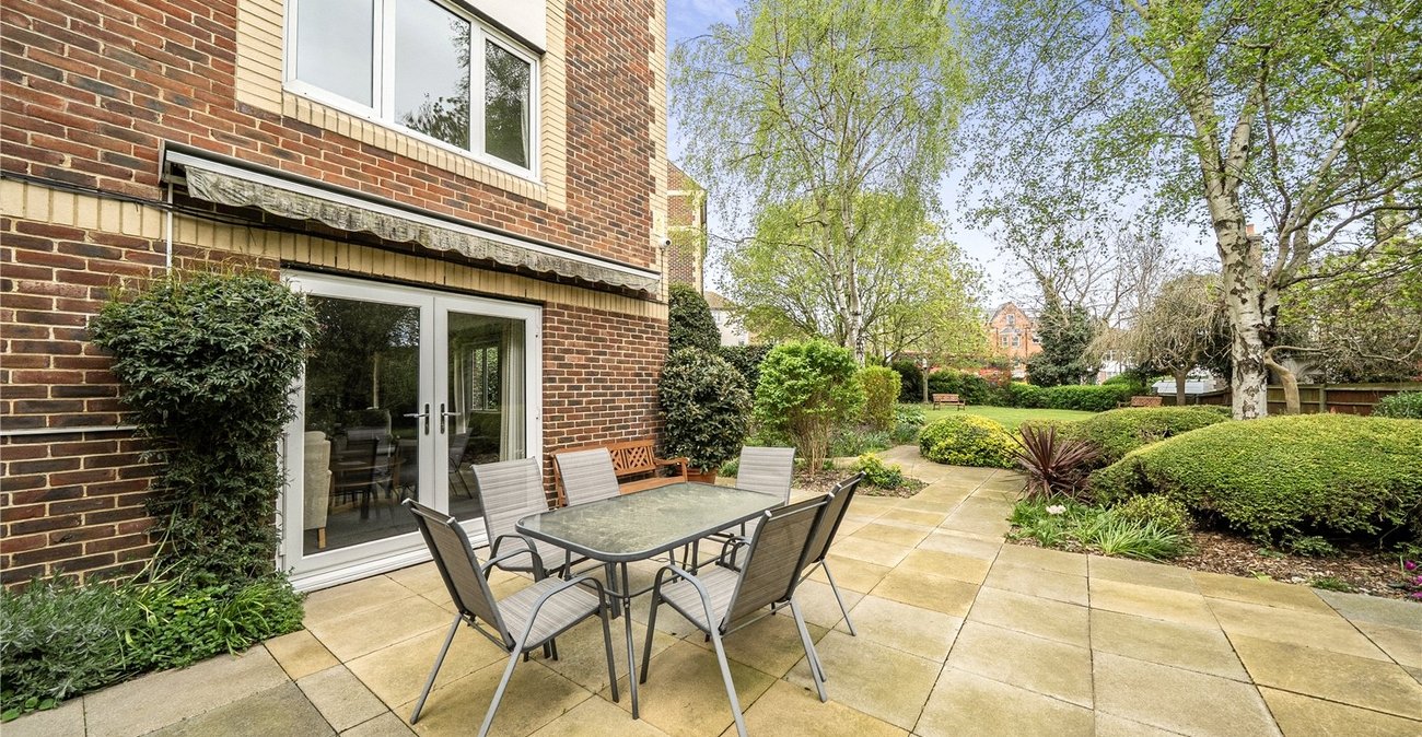 1 bedroom property for sale in Sydenham | Robinson Jackson