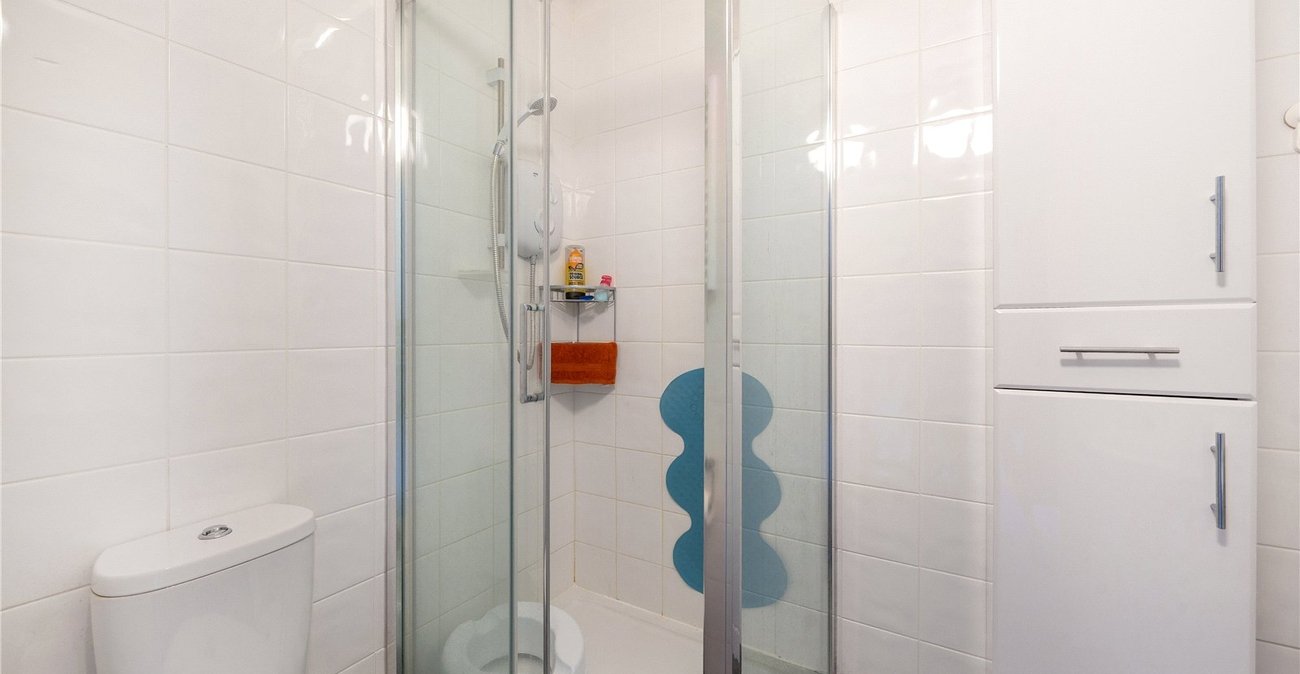 1 bedroom property for sale in Sydenham | Robinson Jackson