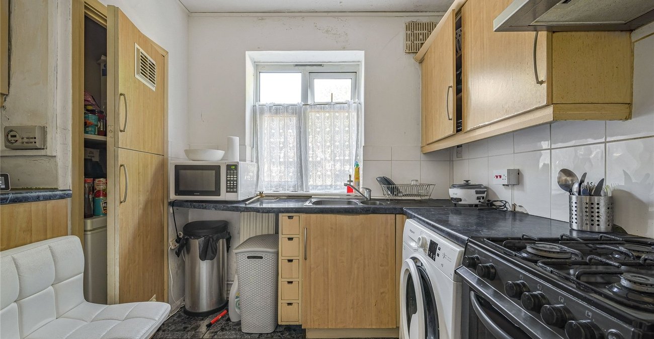 2 bedroom property for sale in Welling | Robinson Jackson