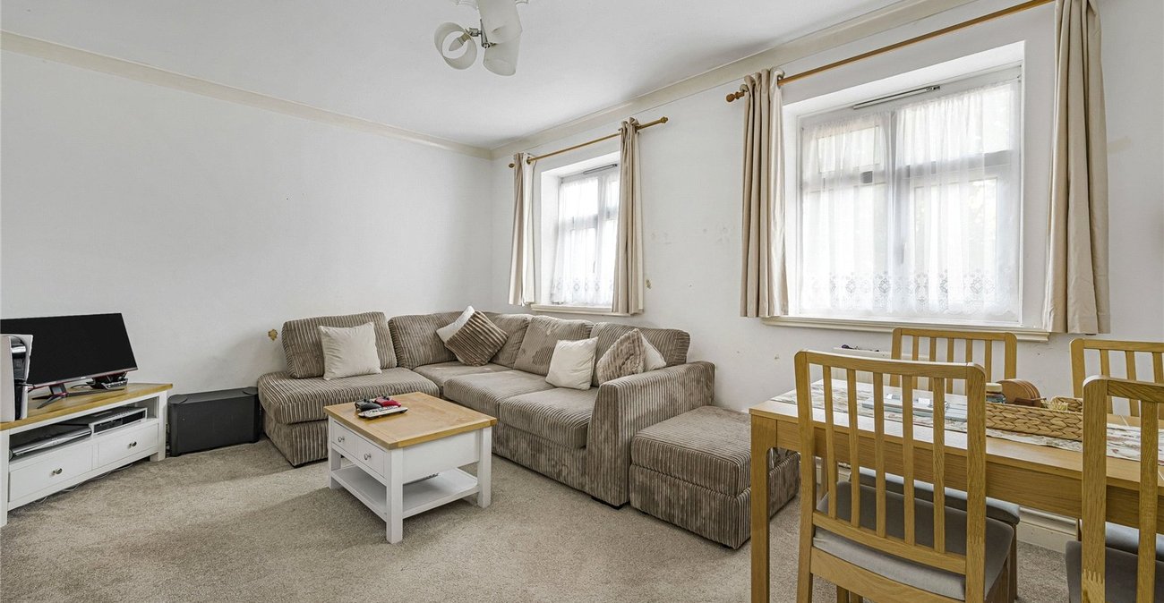 2 bedroom property for sale in Welling | Robinson Jackson