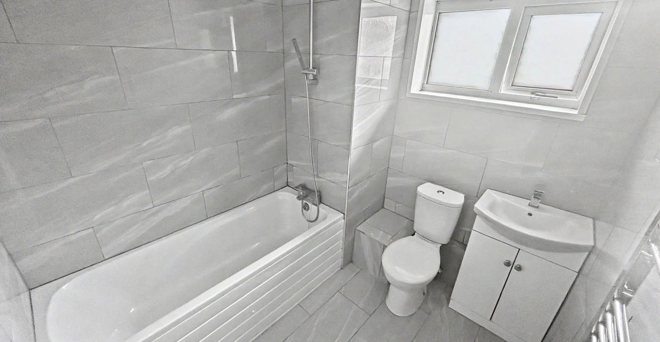 3 bedroom property for sale in Welling | Robinson Jackson