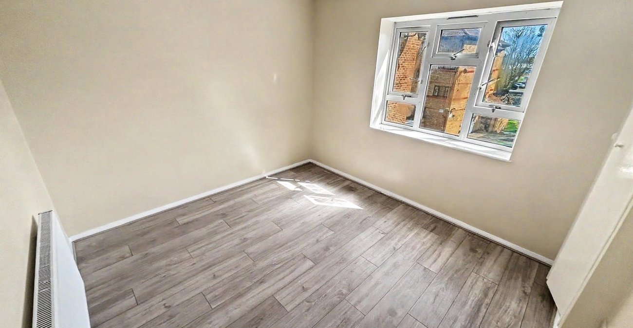 3 bedroom property for sale in Welling | Robinson Jackson