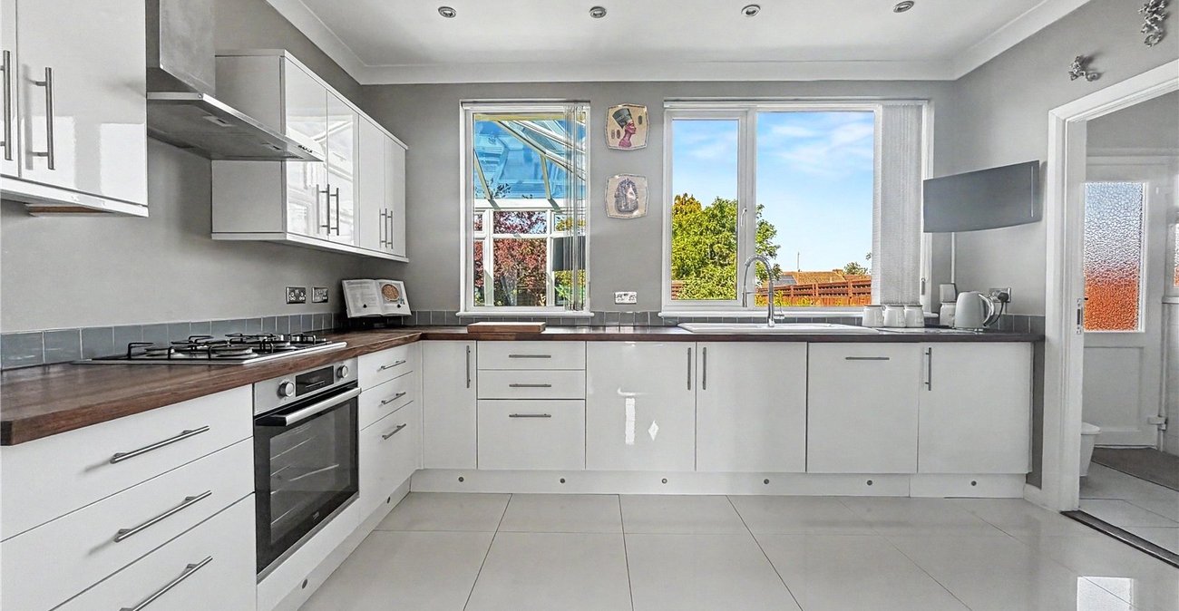 5 bedroom bungalow for sale in Gillingham | Robinson Michael & Jackson