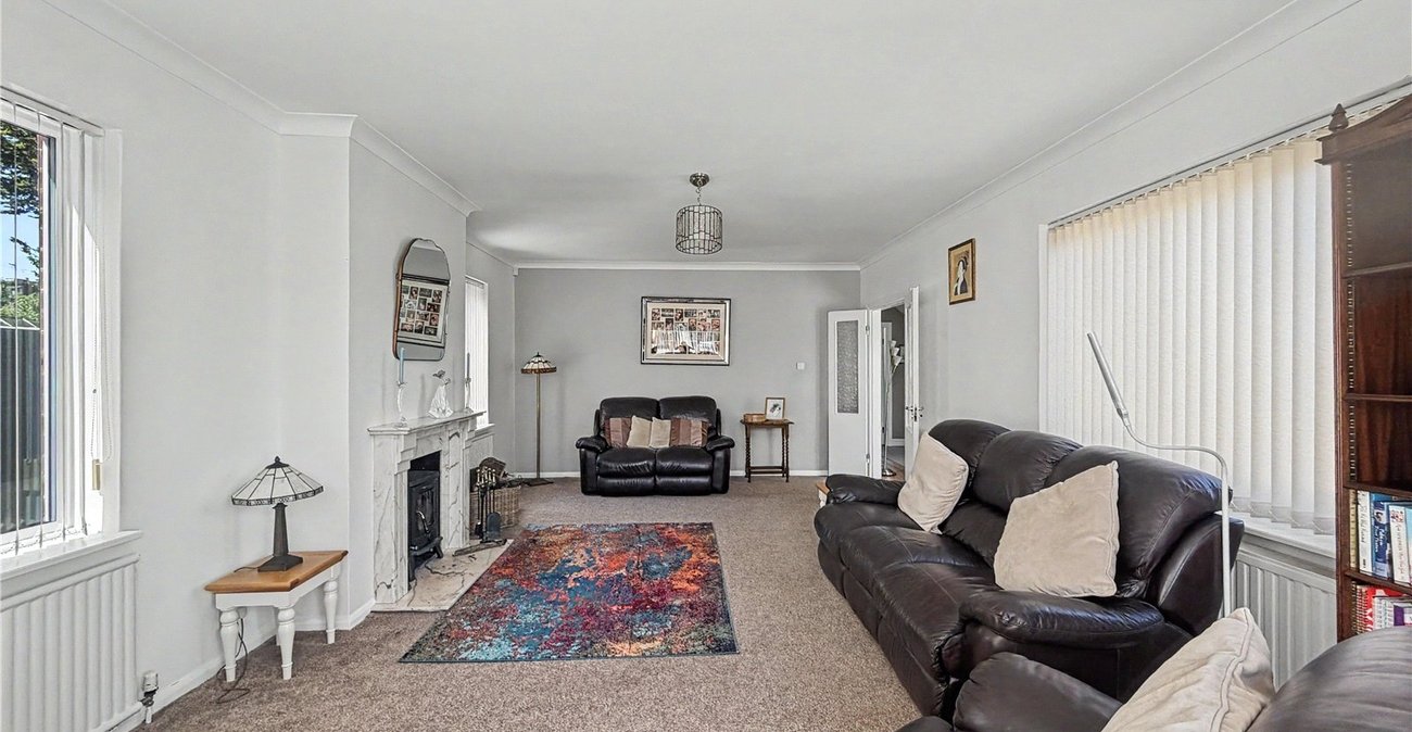 5 bedroom bungalow for sale in Gillingham | Robinson Michael & Jackson