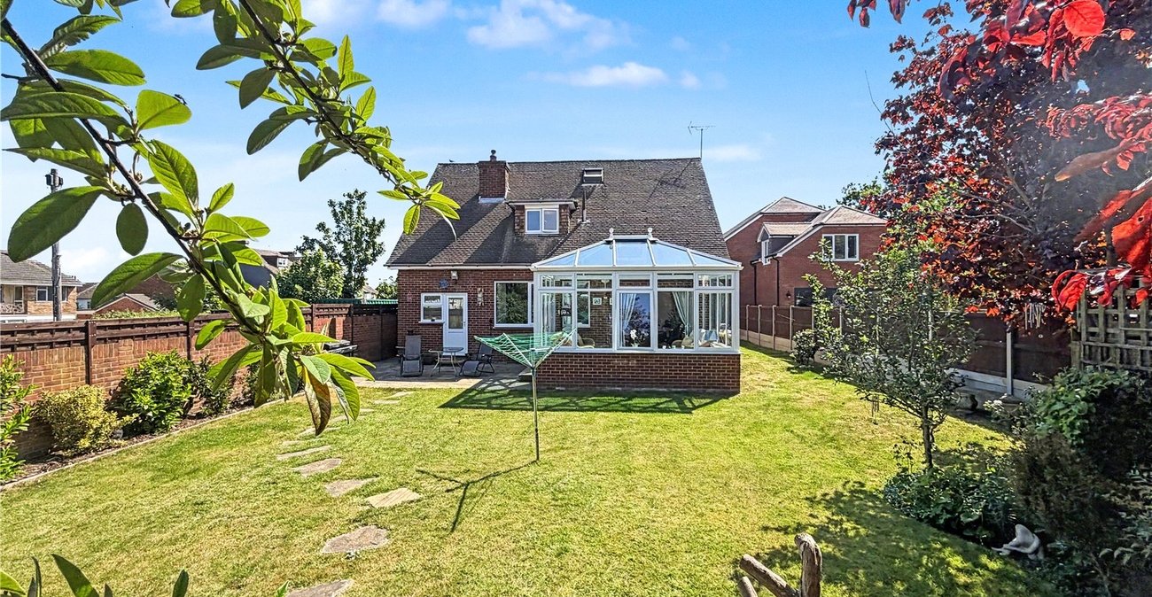 5 bedroom bungalow for sale in Gillingham | Robinson Michael & Jackson