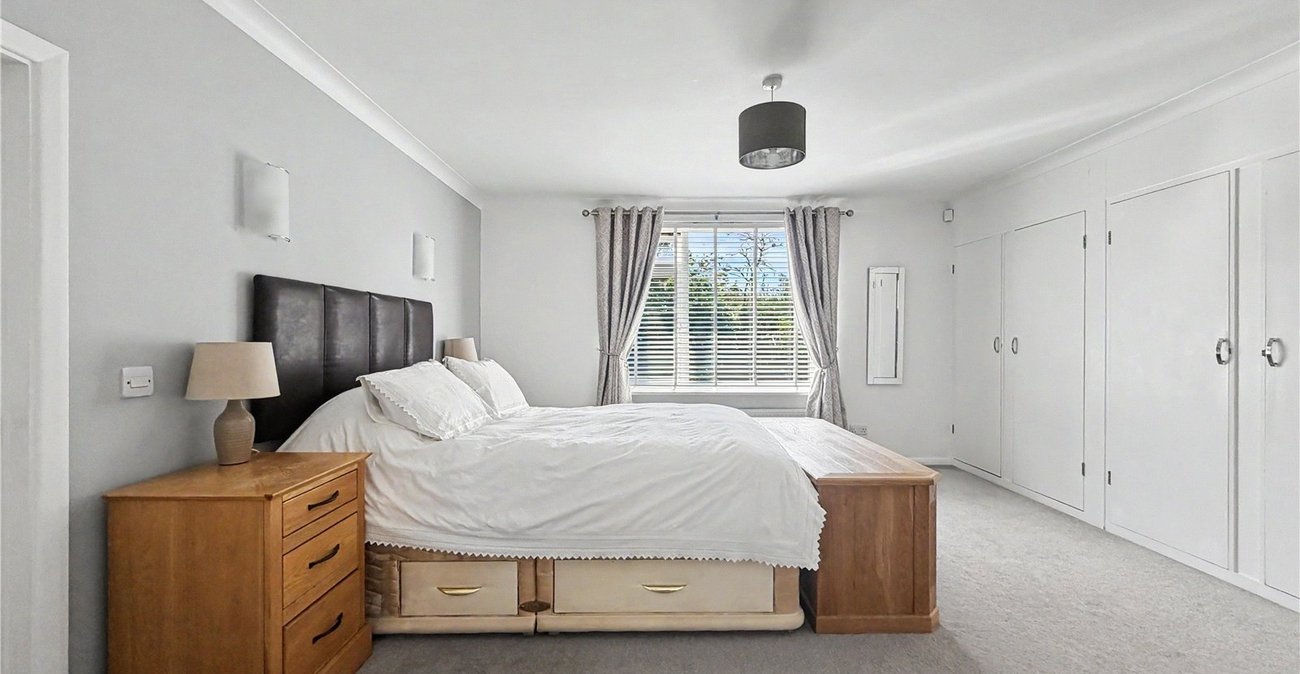 5 bedroom bungalow for sale in Gillingham | Robinson Michael & Jackson
