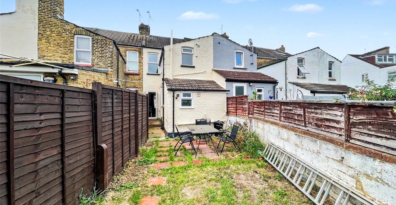 3 bedroom house for sale in Gillingham | Robinson Michael & Jackson