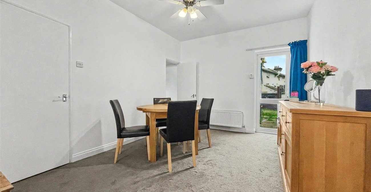 3 bedroom house for sale in Gillingham | Robinson Michael & Jackson