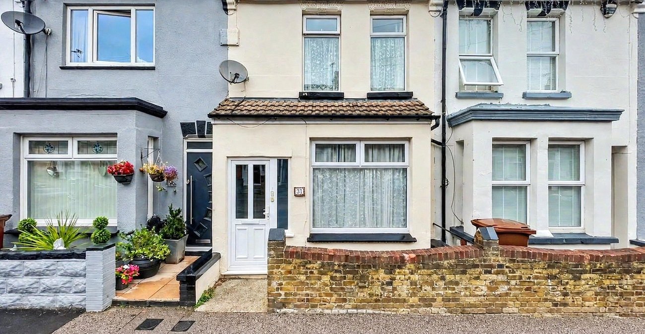 3 bedroom house for sale in Gillingham | Robinson Michael & Jackson