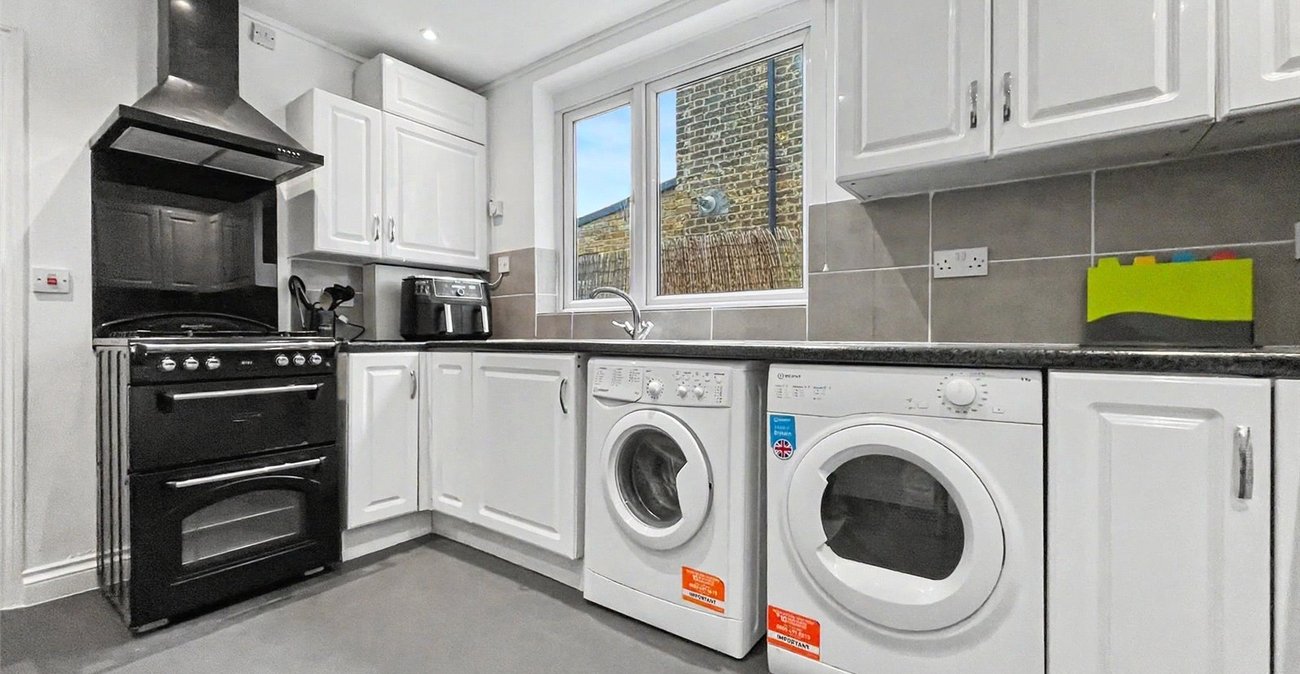 3 bedroom house for sale in Gillingham | Robinson Michael & Jackson