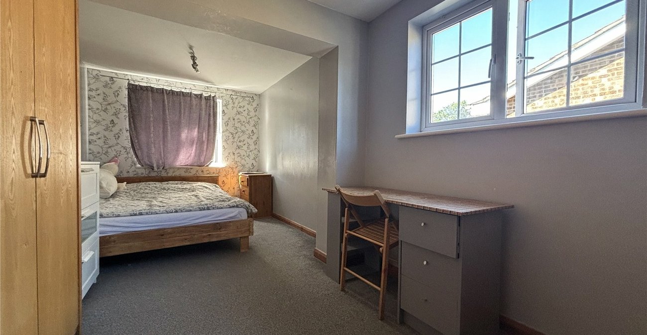 3 bedroom house for sale in Walderslade | Robinson Michael & Jackson