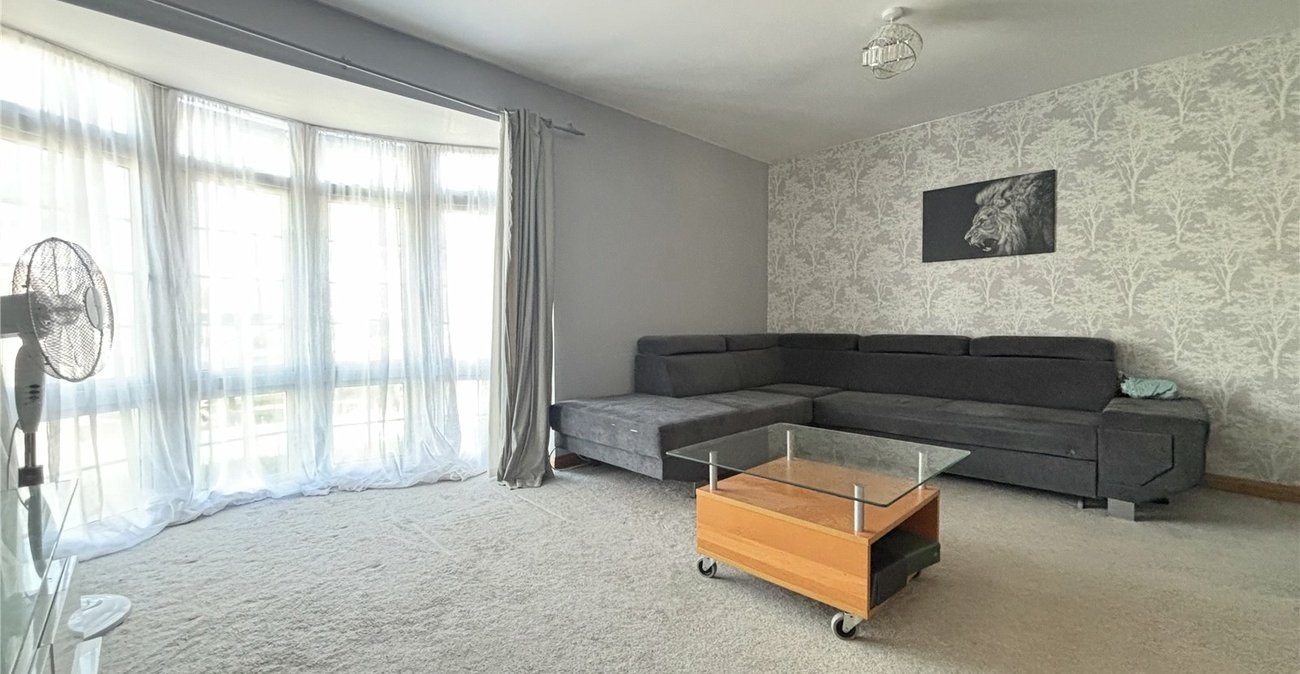 3 bedroom house for sale in Walderslade | Robinson Michael & Jackson