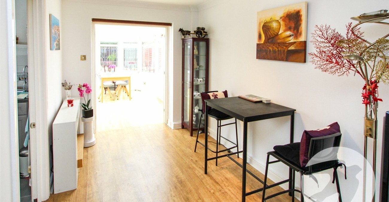 3 bedroom house for sale in Old Farm Park | Robinson Jackson