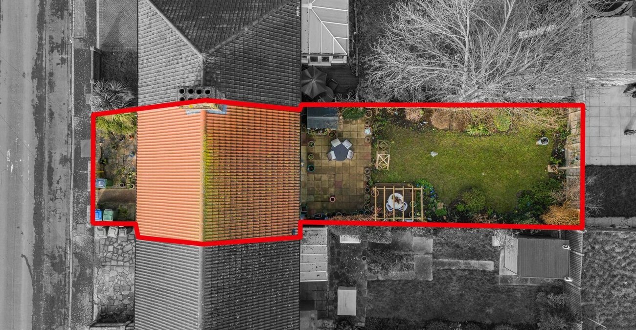 3 bedroom house for sale in London | Robinson Jackson