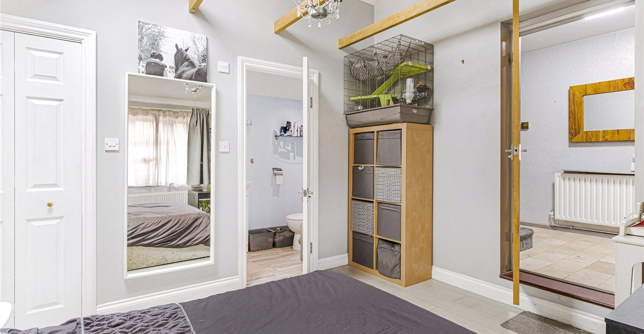 4 bedroom house for sale in Welling | Robinson Jackson