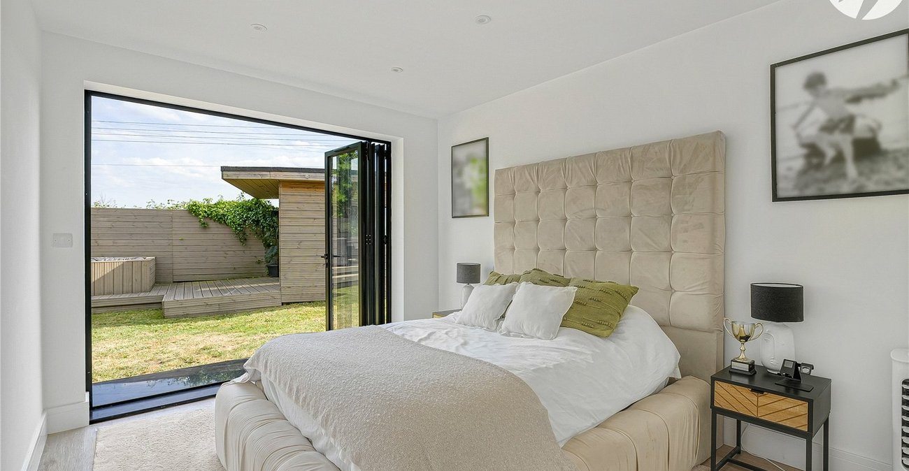 5 bedroom bungalow for sale in Sutton At Hone | Robinson Jackson