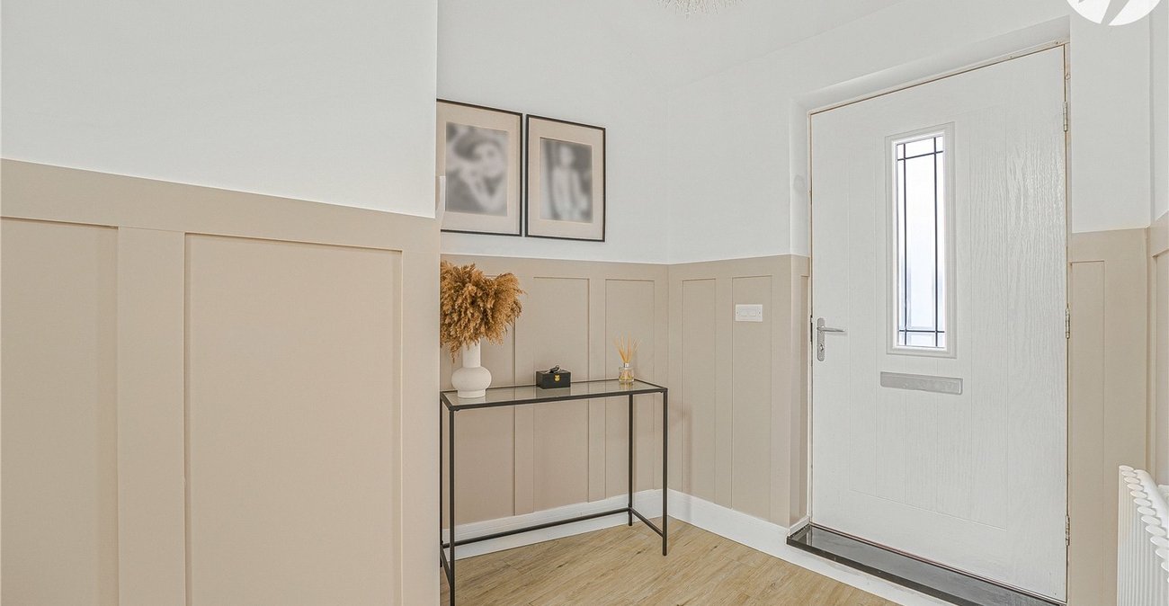 5 bedroom bungalow for sale in Sutton At Hone | Robinson Jackson