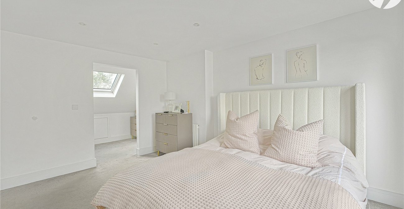 5 bedroom bungalow for sale in Sutton At Hone | Robinson Jackson