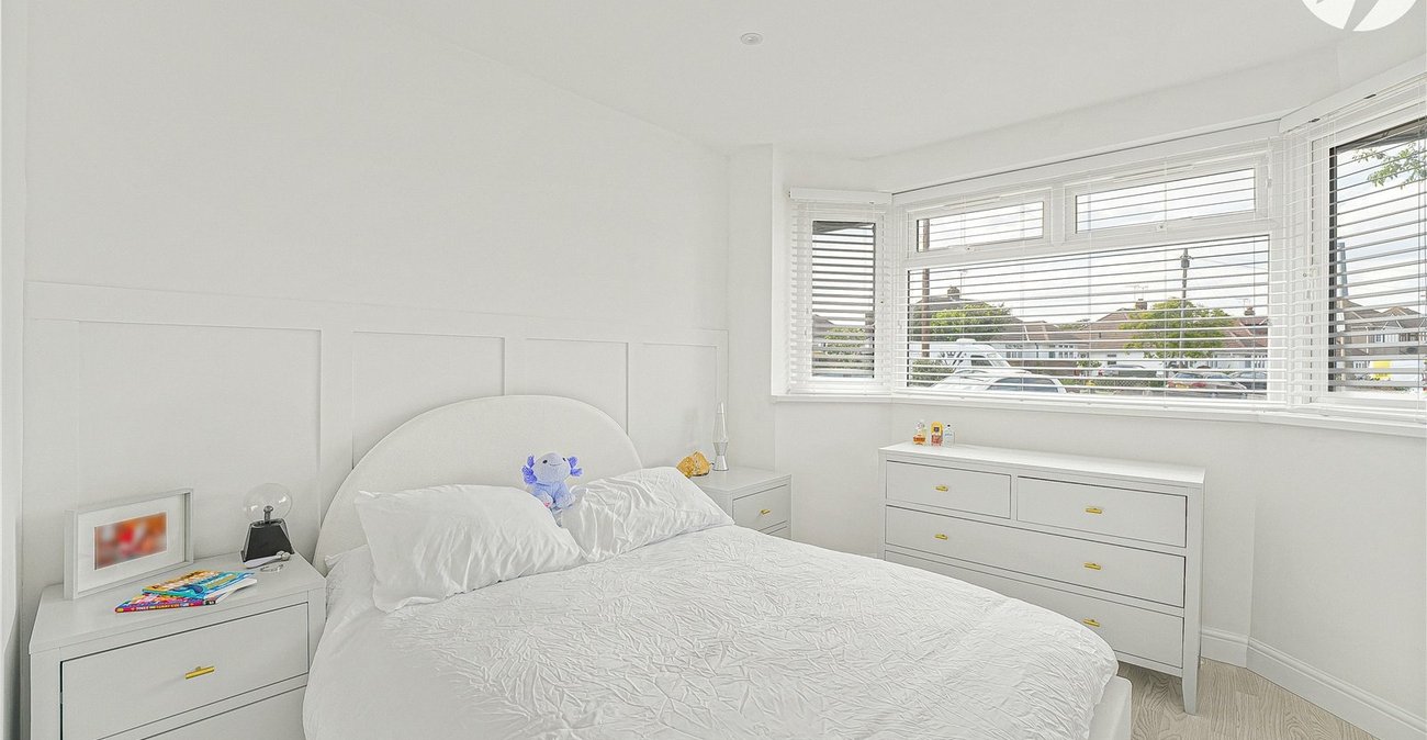 5 bedroom bungalow for sale in Sutton At Hone | Robinson Jackson