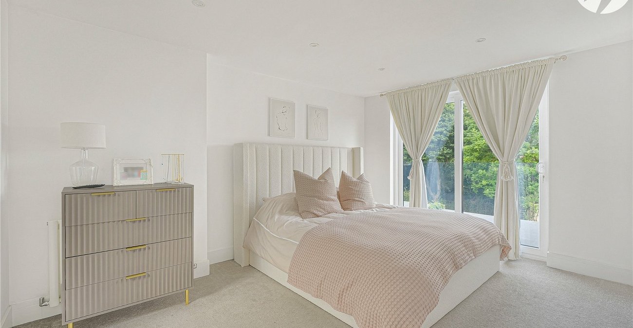 5 bedroom bungalow for sale in Sutton At Hone | Robinson Jackson