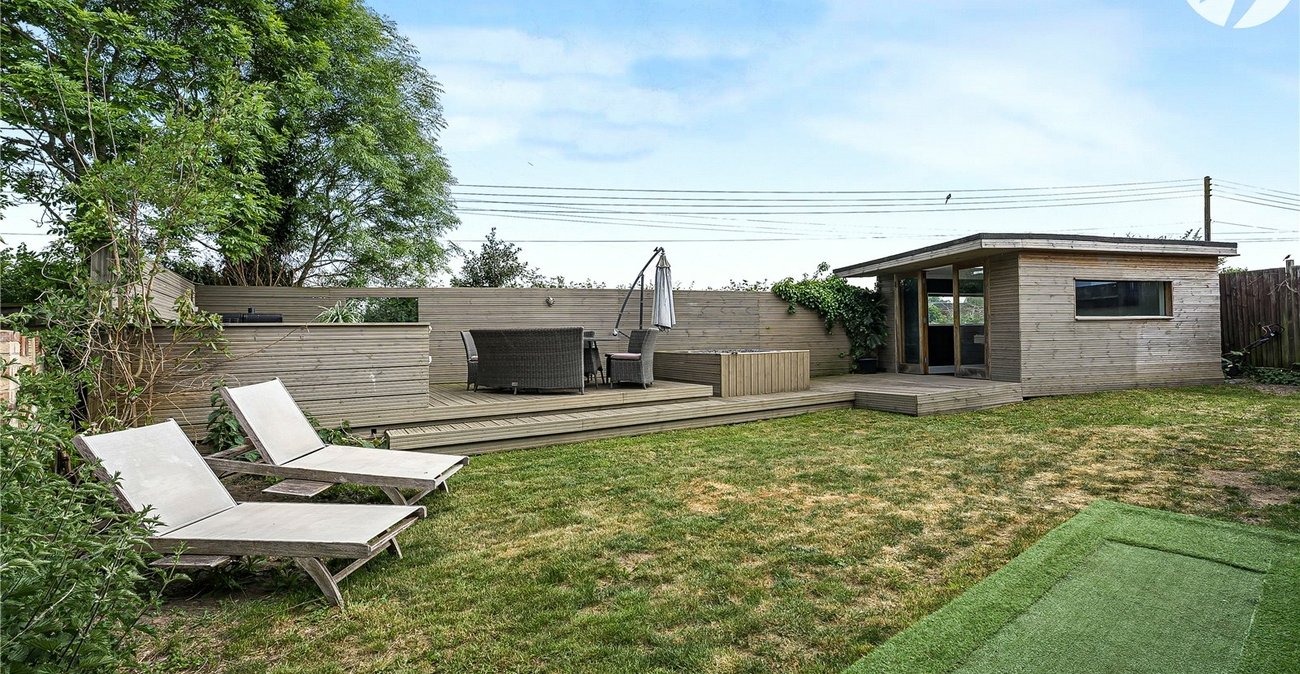 5 bedroom bungalow for sale in Sutton At Hone | Robinson Jackson